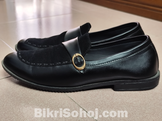 Formal loafer shoe